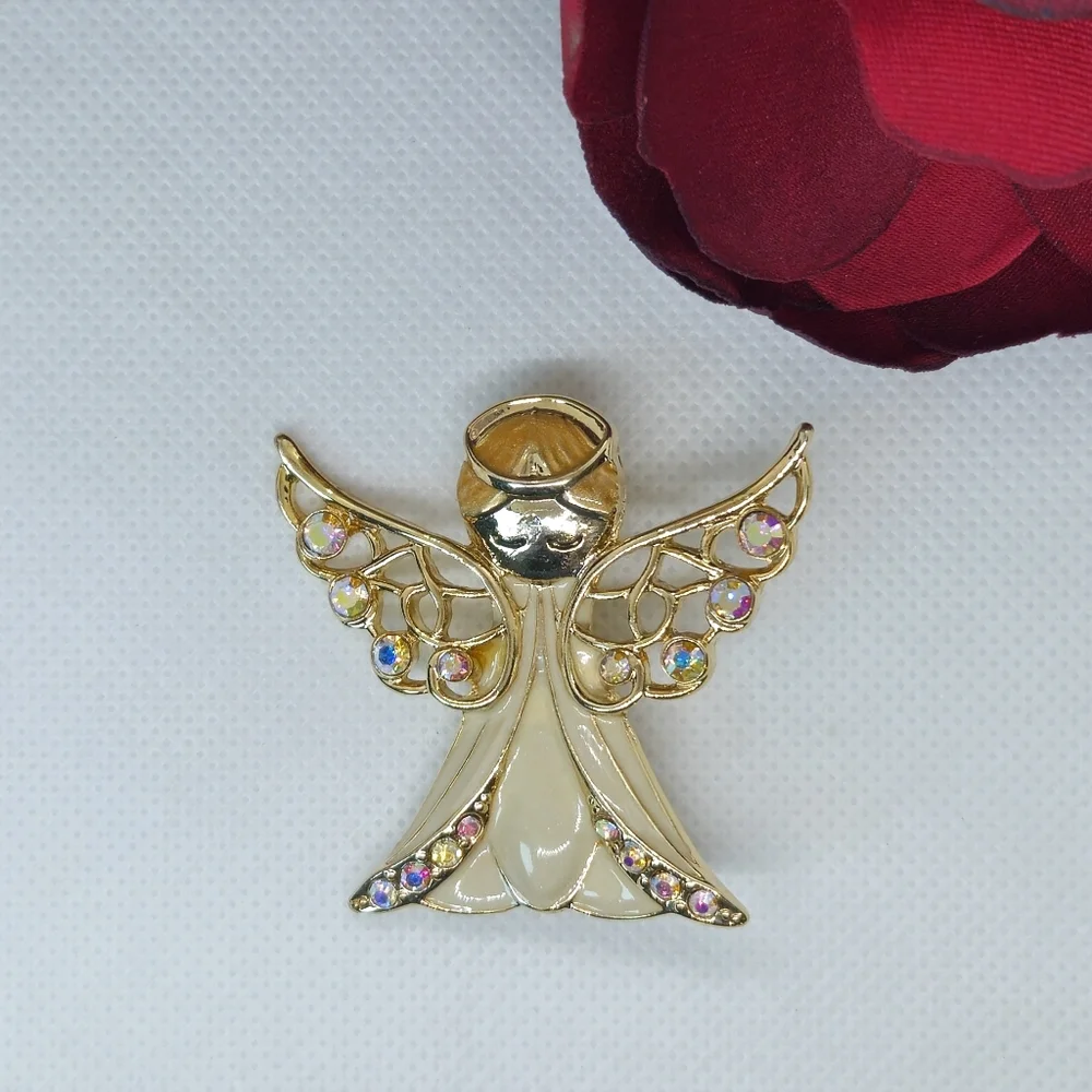 Crazy Horse Liz Claiborne Angel Aurora Borealis Crystal Gold Plated Brooch